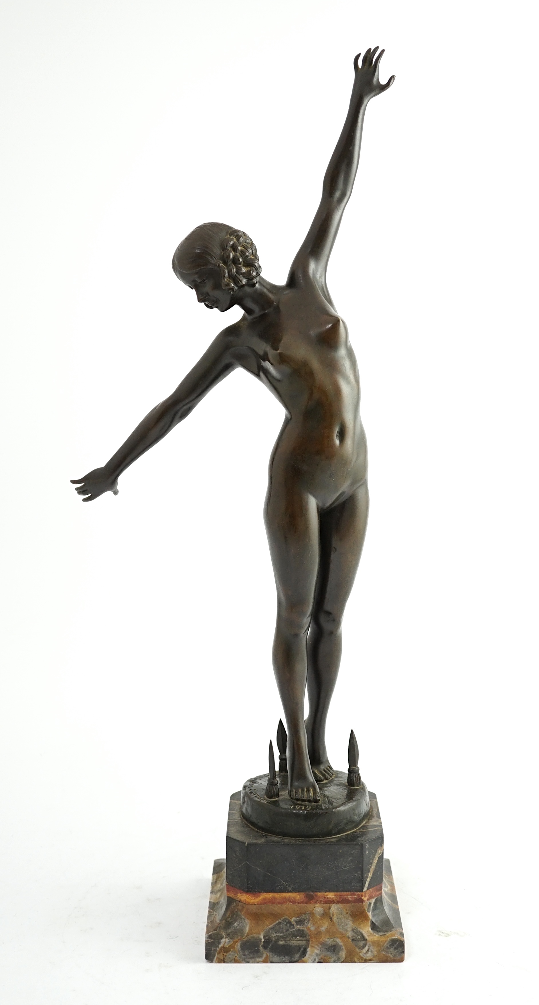 Fernand Quillon-Carrère. An Art Deco bronze figure 'Danseuse aux lances'